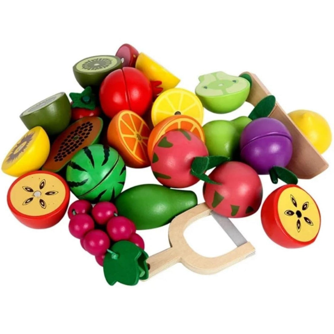Magnatic wooden fruit cutting toy